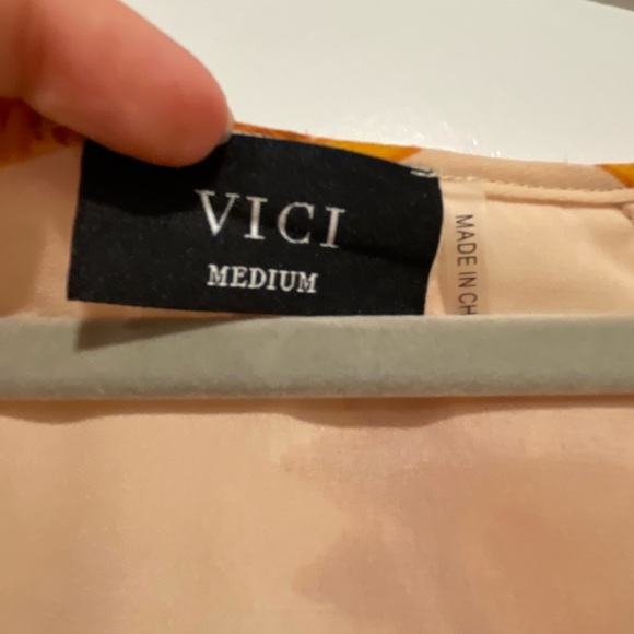 VICI hi-lo dress - Picture 2 of 2